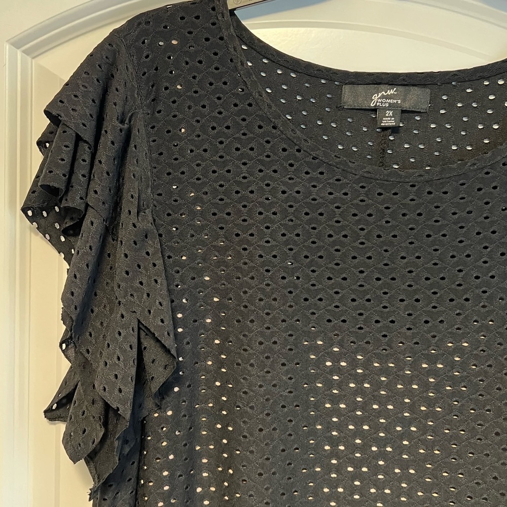 ***GNW Women's Plus Eyelet Ruffle Sleeve Shift Dress - Picture 2 of 7